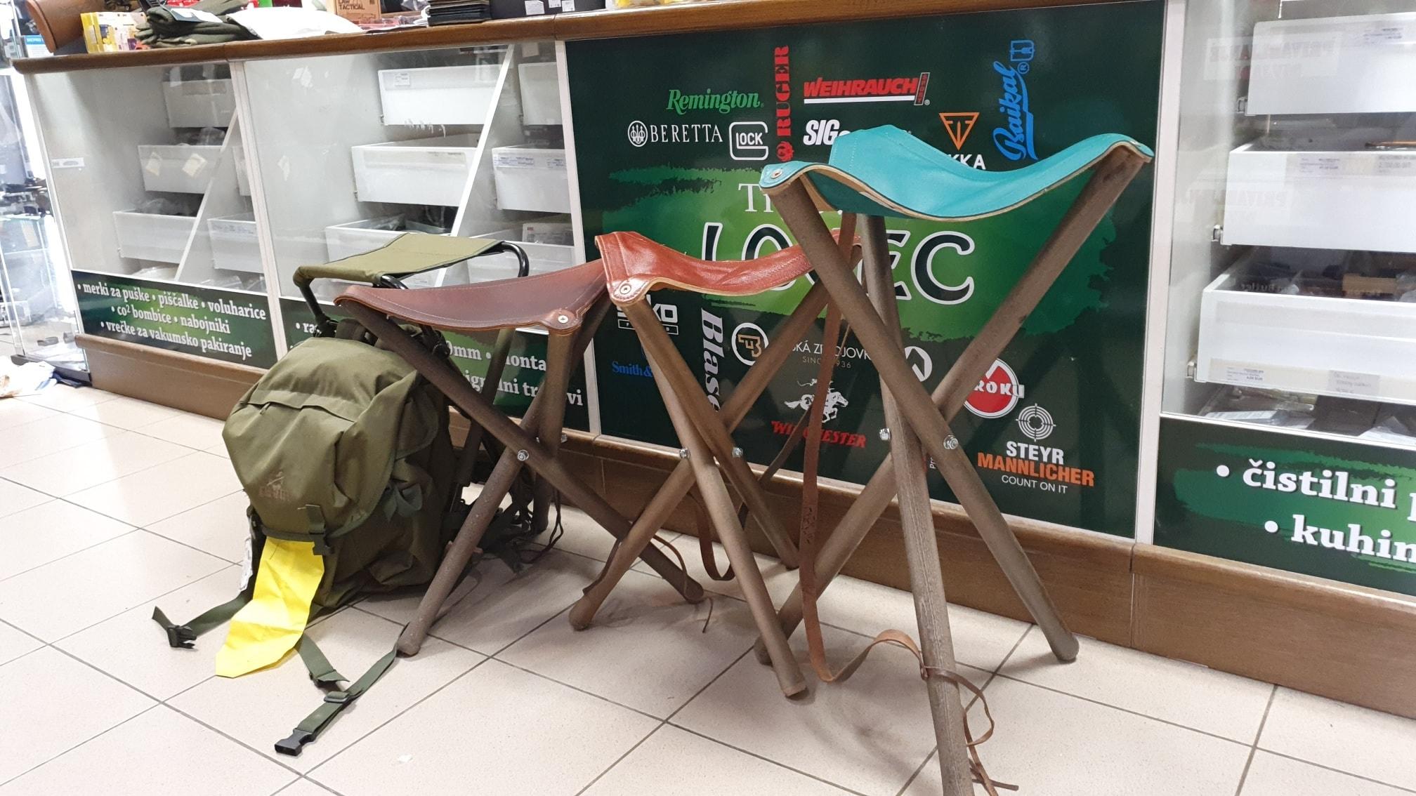 Na zalogi stolčki različnih dimenzij!