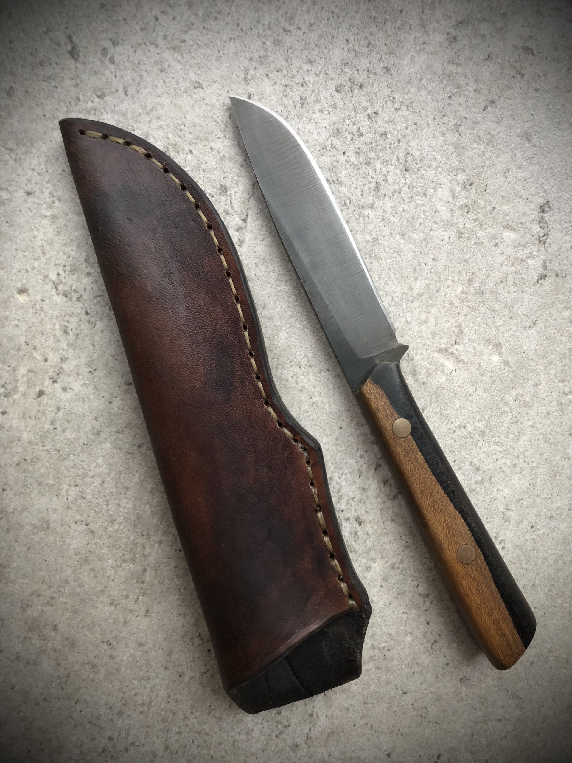 Nozi in noznice, rocno delo