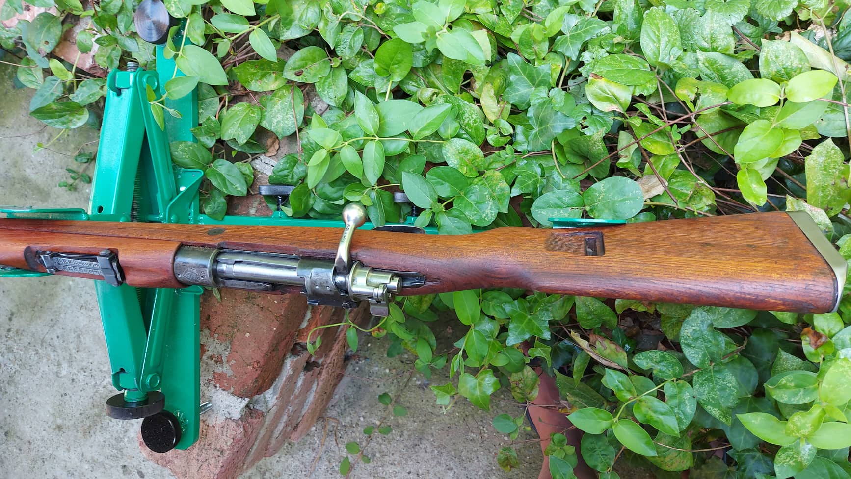 M48