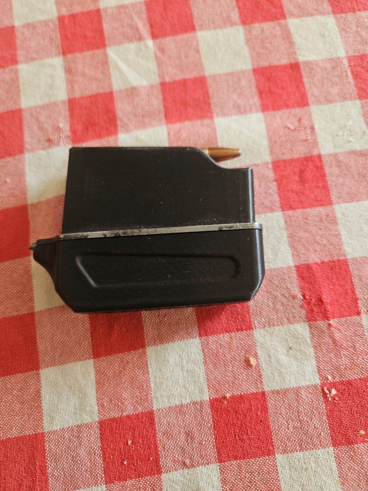 Prodam daljnogled meopta 7×56 in okvir za crveno zastavo 5 metkov