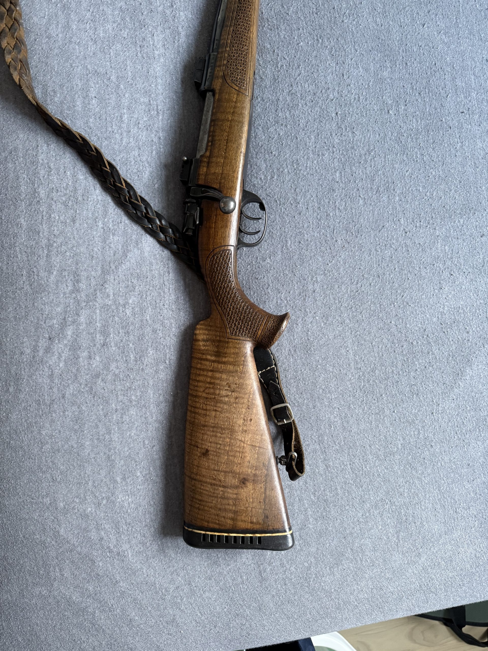 Prodam RP Crvena zastava