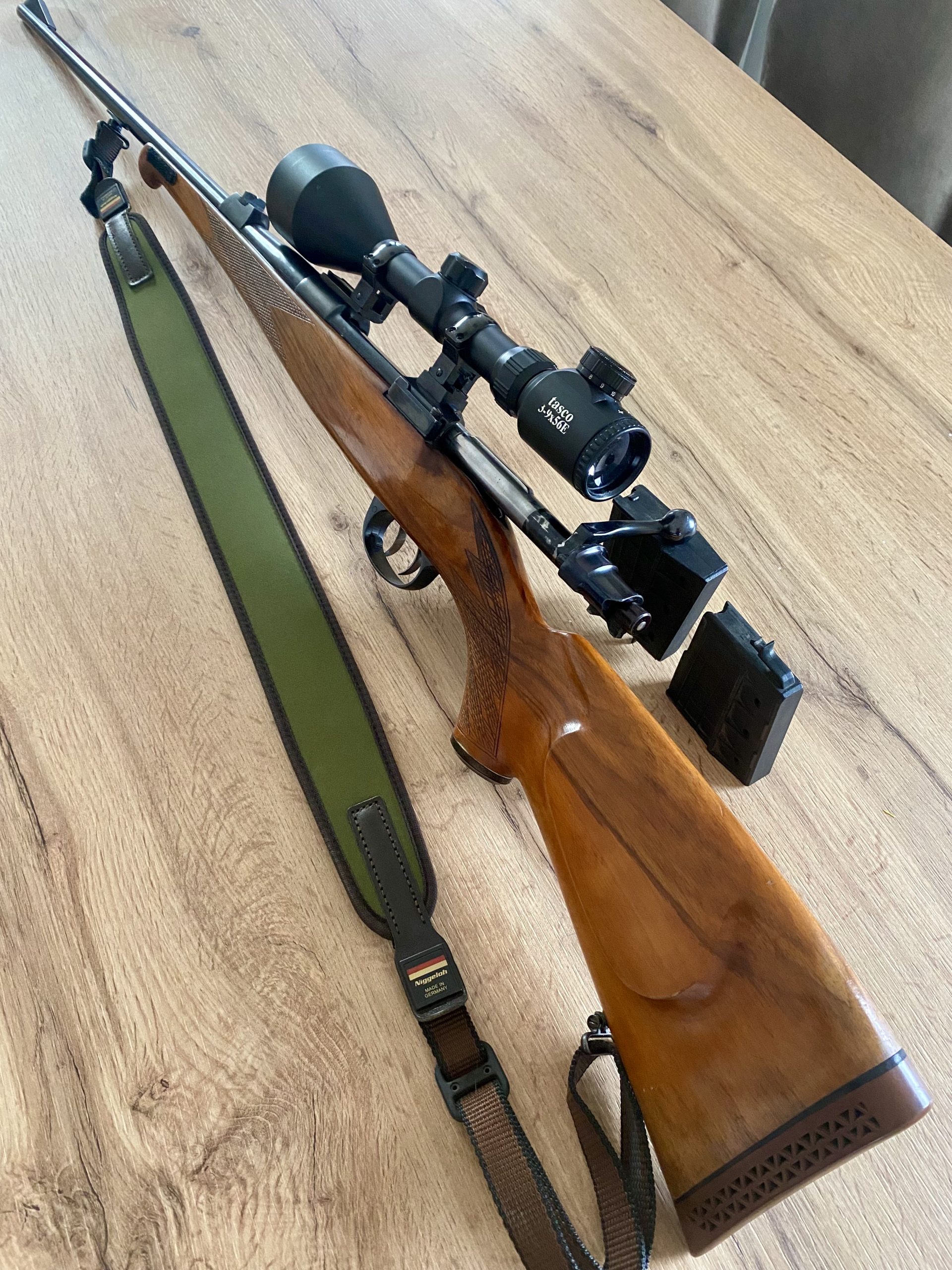 Crvena Zastava 30-06