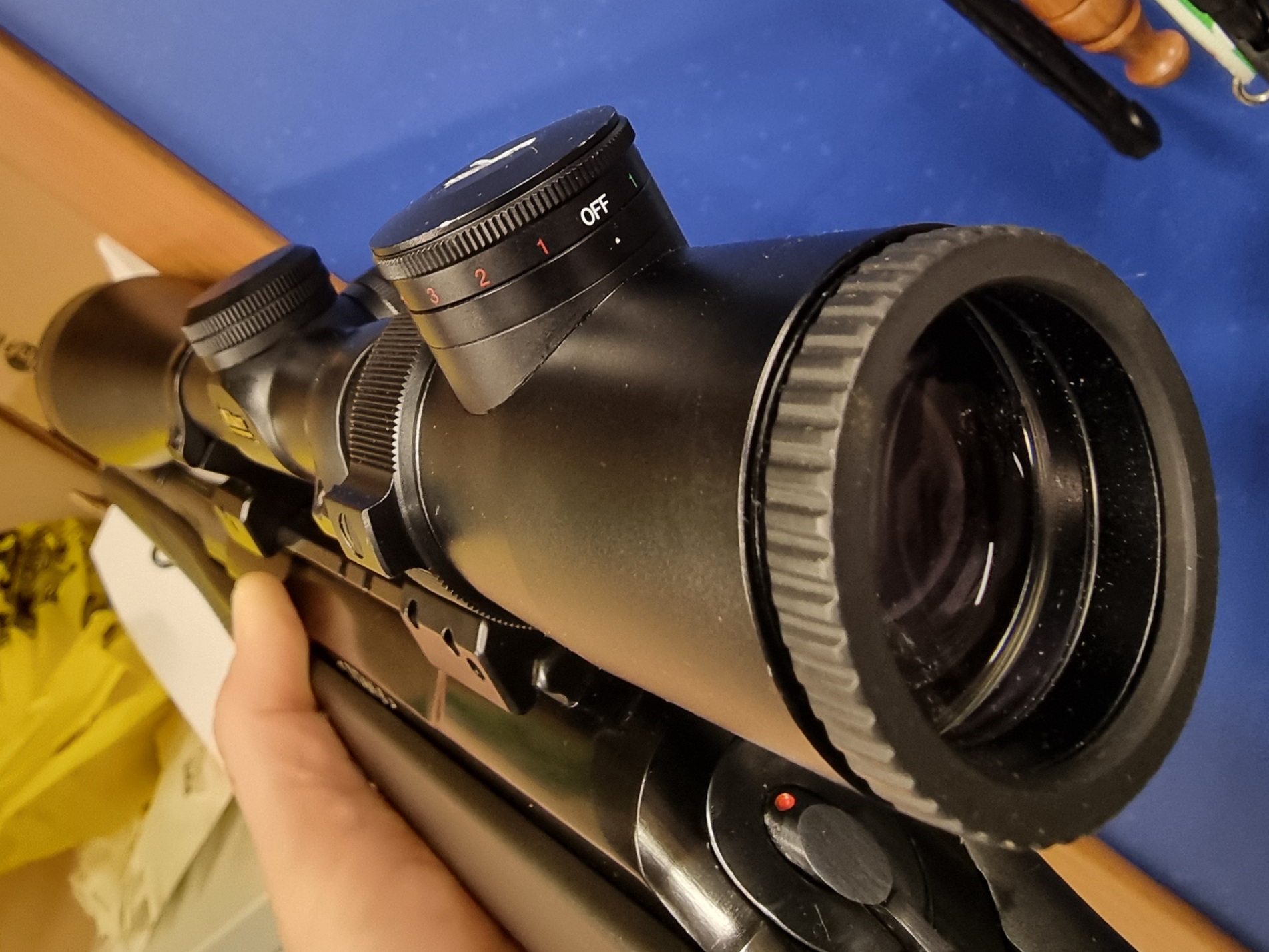 Strelni daljnogled Nikon Monarch UCC 3,5-10×50 z osvetljenim križem 4A