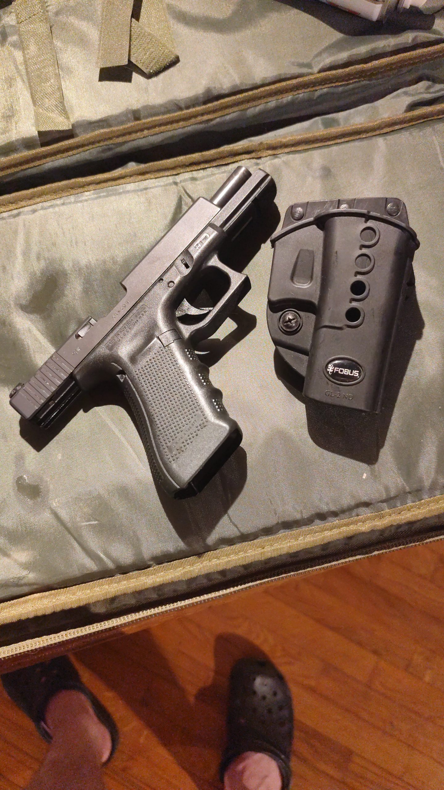 Polavtomatska pištola Glock 17 gen4