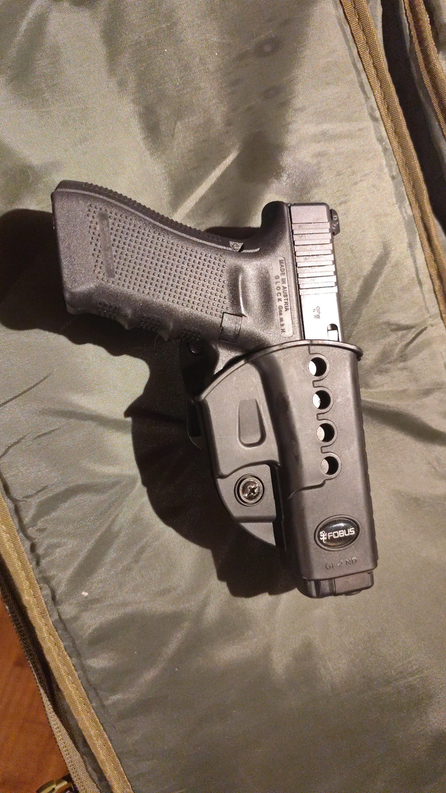 Polavtomatska pištola Glock 17 gen4