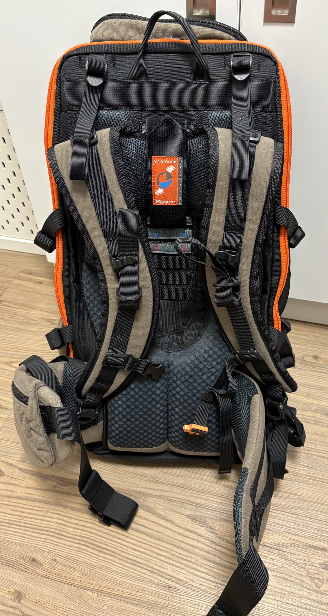 Nahrbtnik Blaser Ultimate Expedition nov
