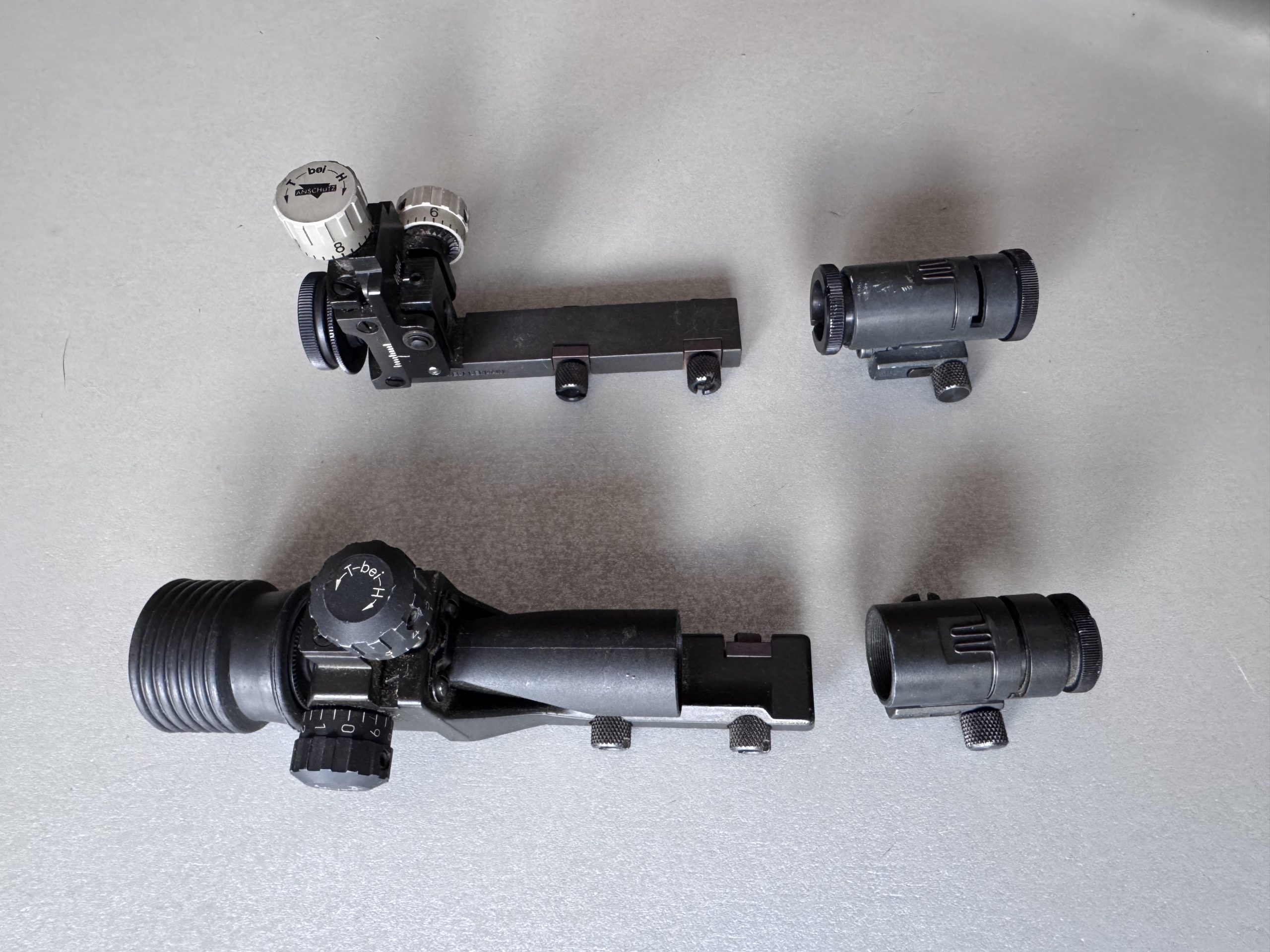 REZERVIRANO! Anschutz 1907, 22 l.r. Leva, z daljnogledom Leupold Vari X, 6,5-20x