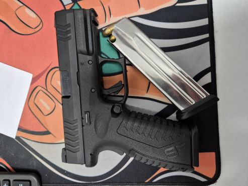 PIŠTOLA HS SF 19, 3,8