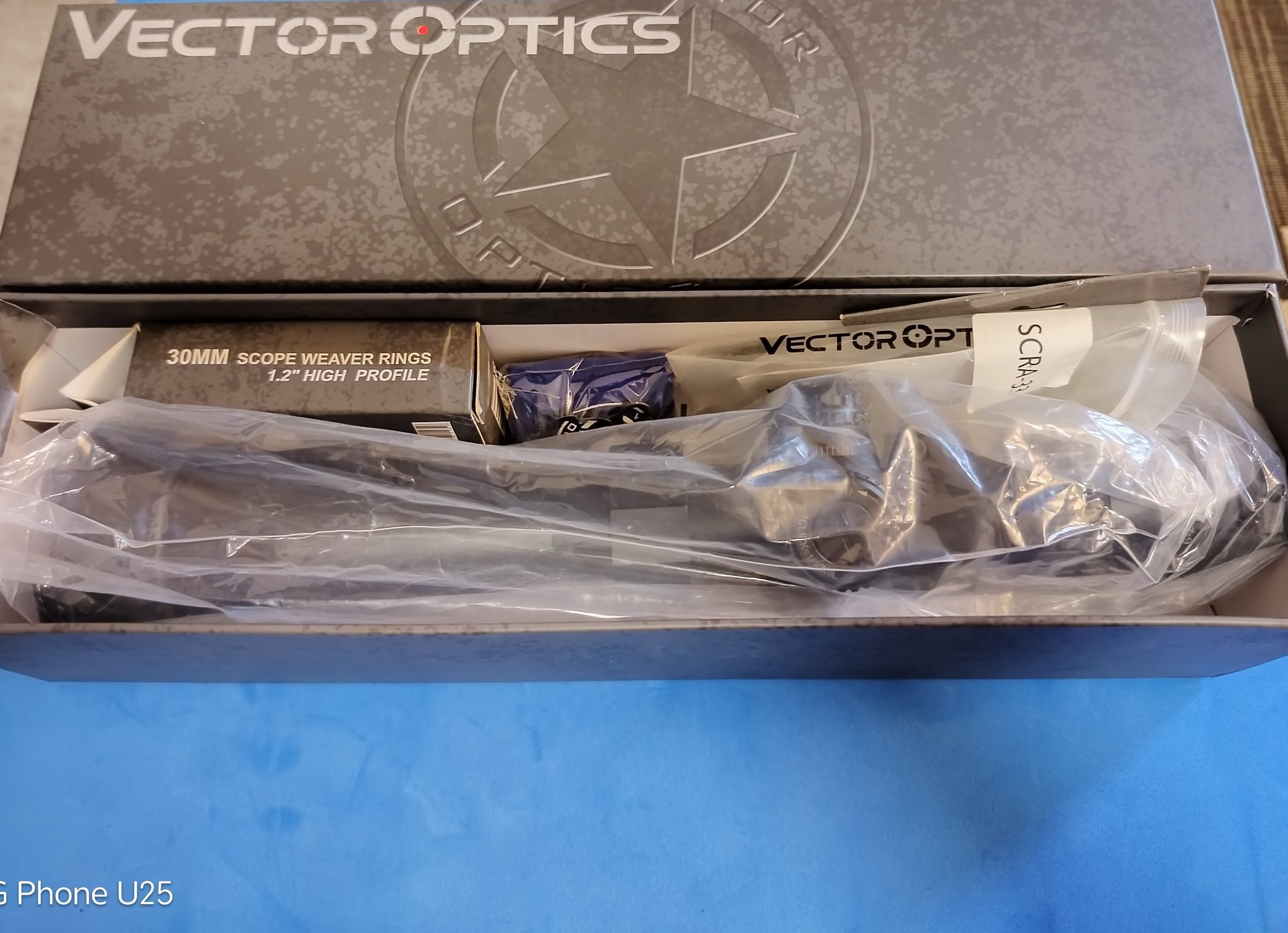 Strelni daljnogled Vector Optics 6-24×44 FFP