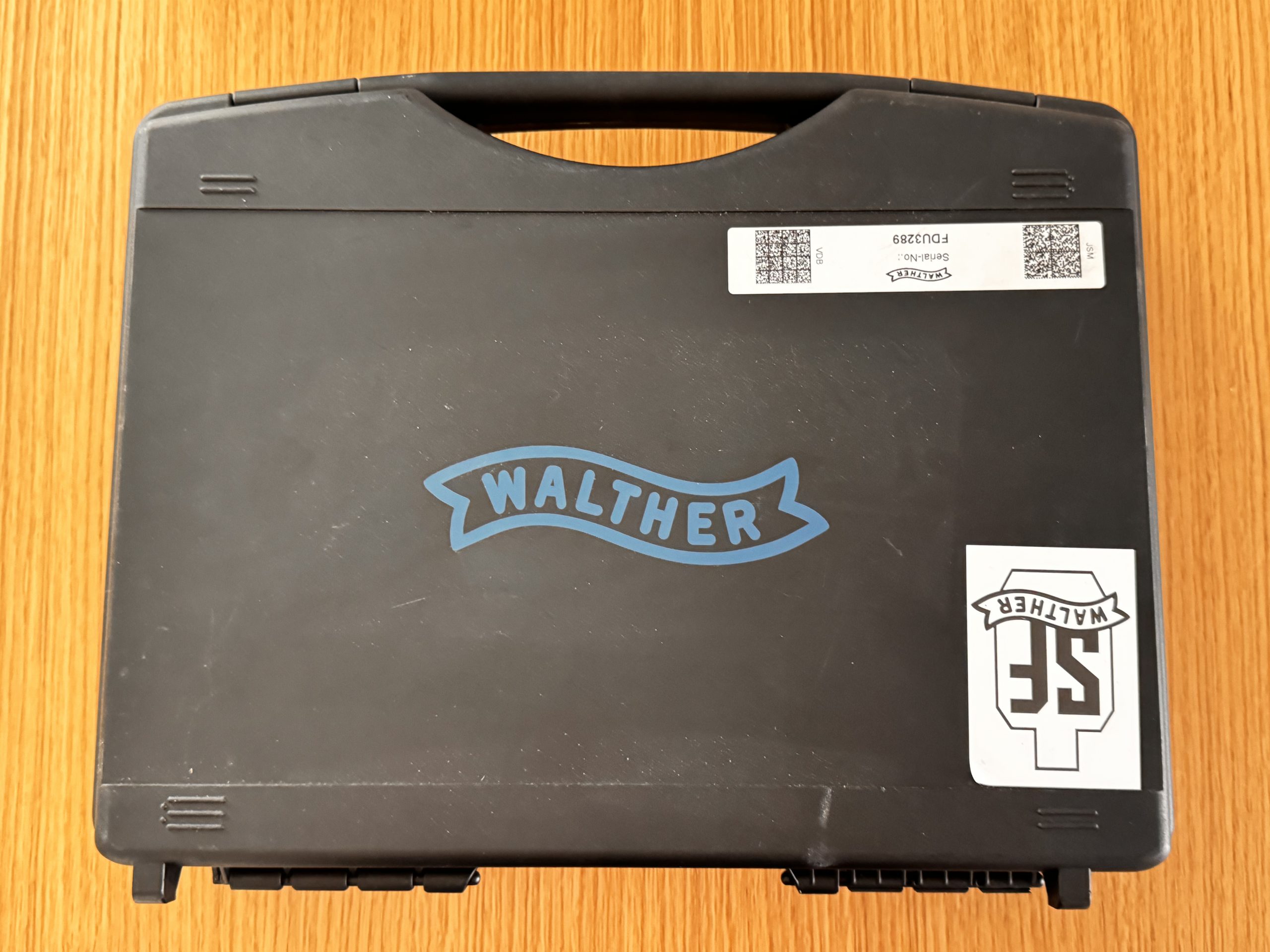 Prodam pištolo WALTHER Q5 v odličnem stanju.