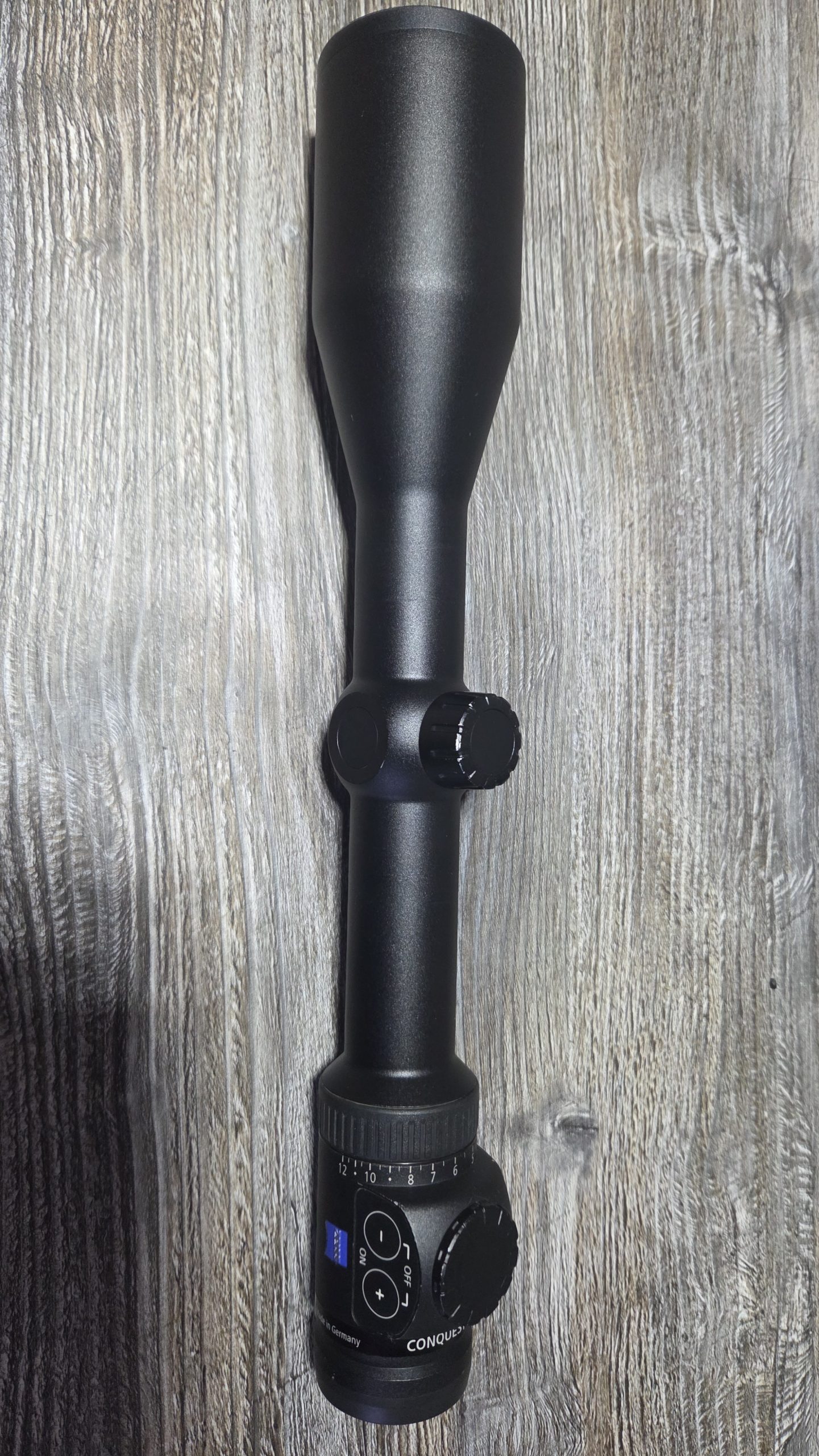 ZEISS Conquest DL 2,5–12×56 – odlično ohranjen