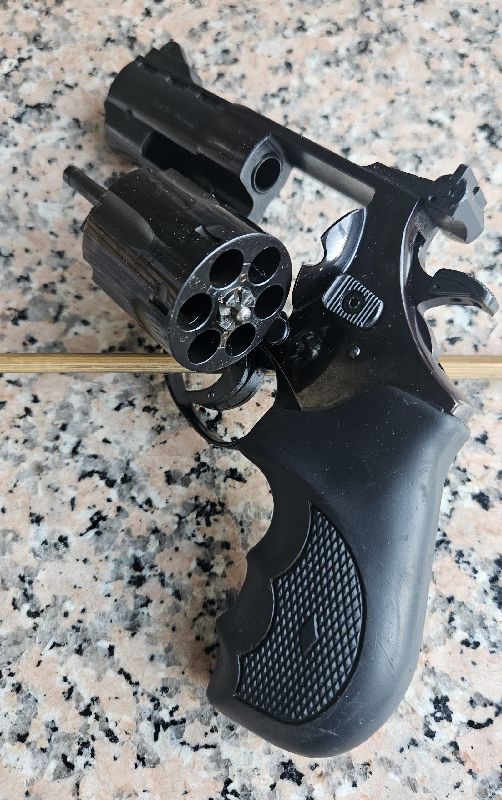 Revolver Weihrauch HW 357 kal. 357Mag.