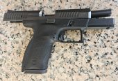 Pištola CZ P10C 9×19