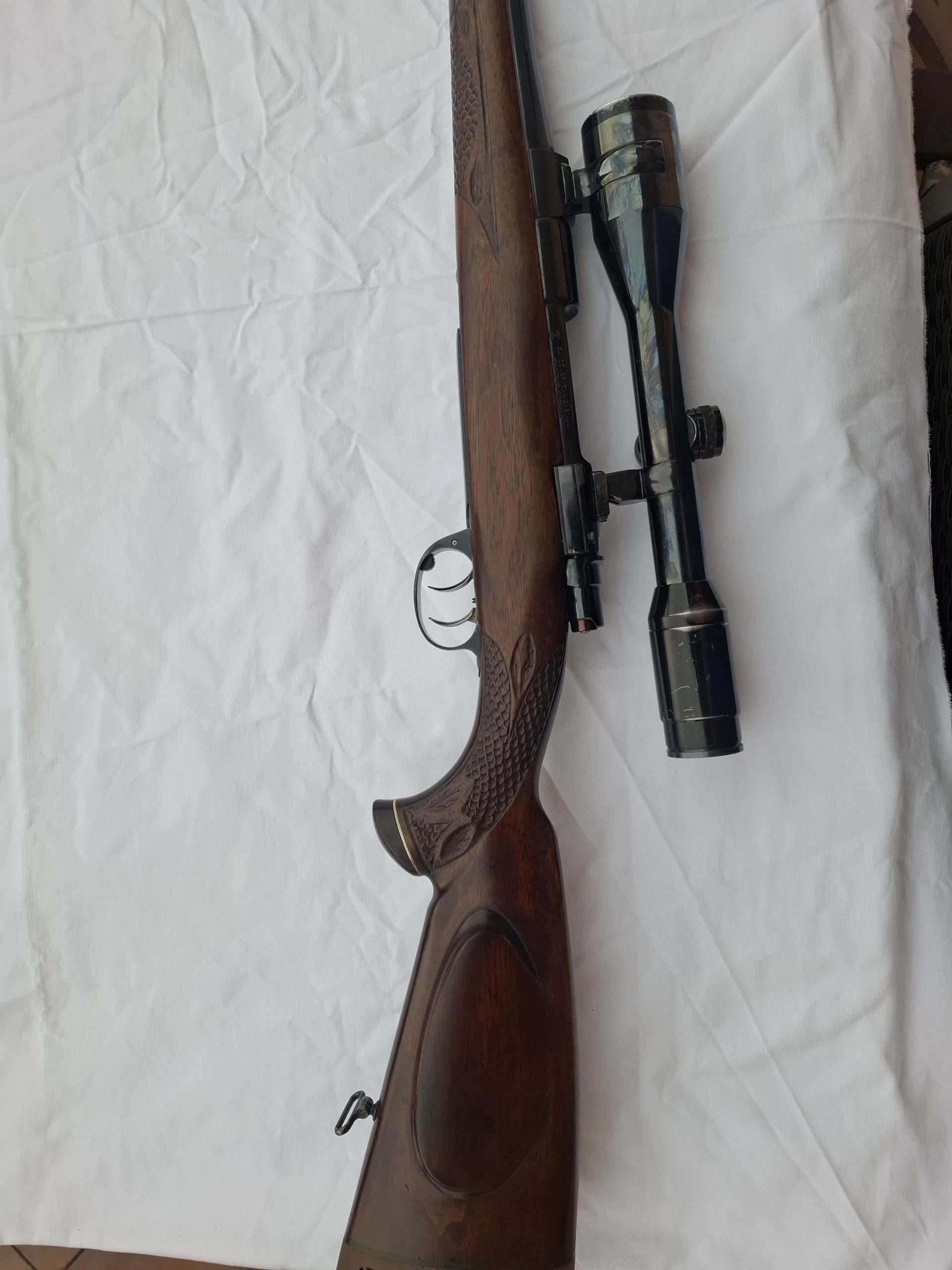 Prodam odlično ohranjeno risanico kaliber 6,5×57