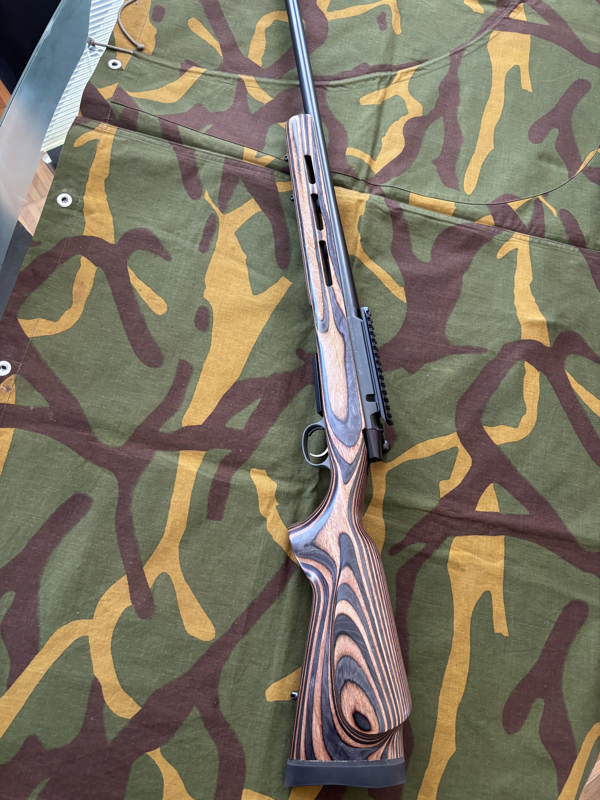 Cz 557 varmint laminated