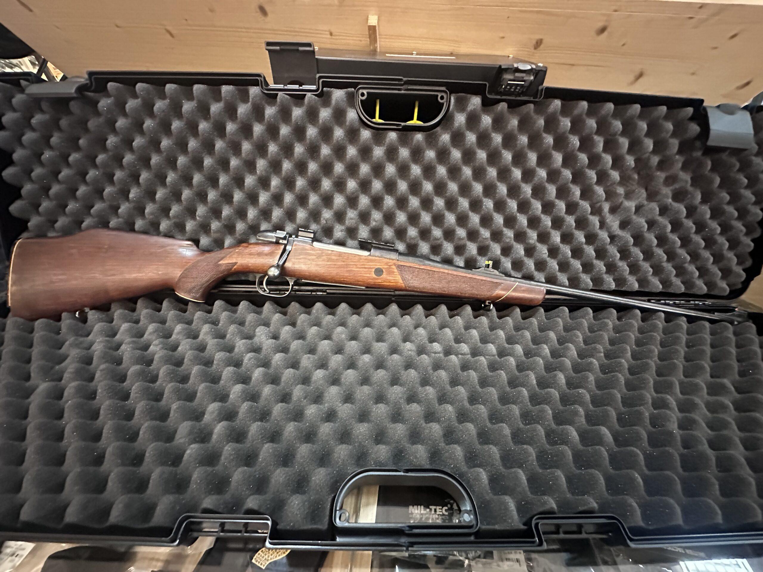Repetirna Puška Mauser mod 2000 7×64