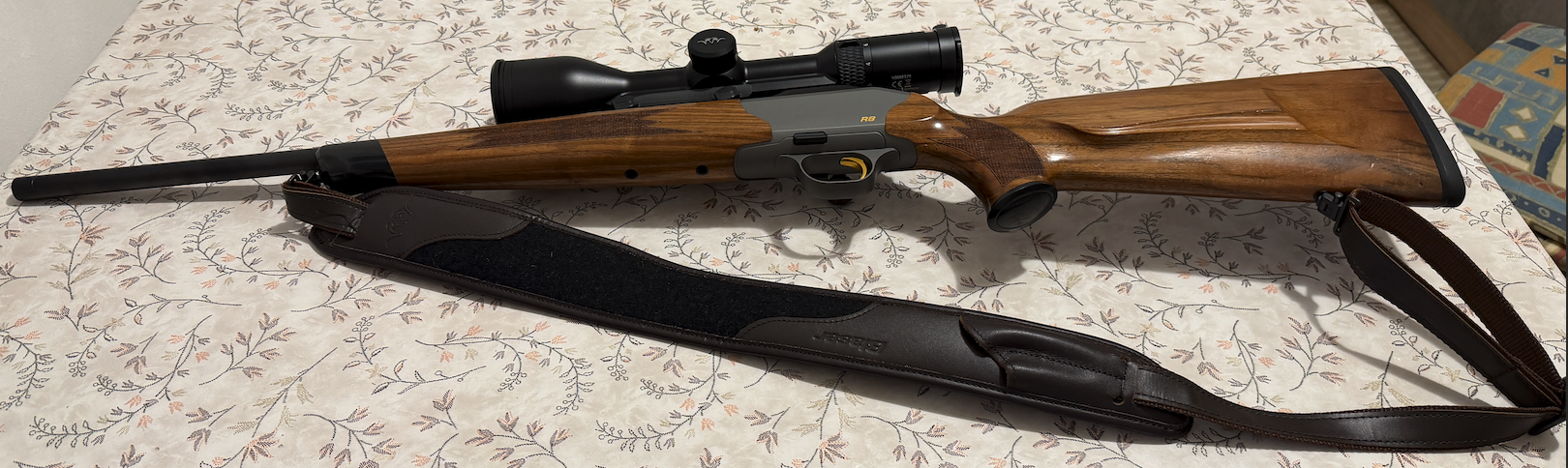 Prodam LP Blaser R8 win .308