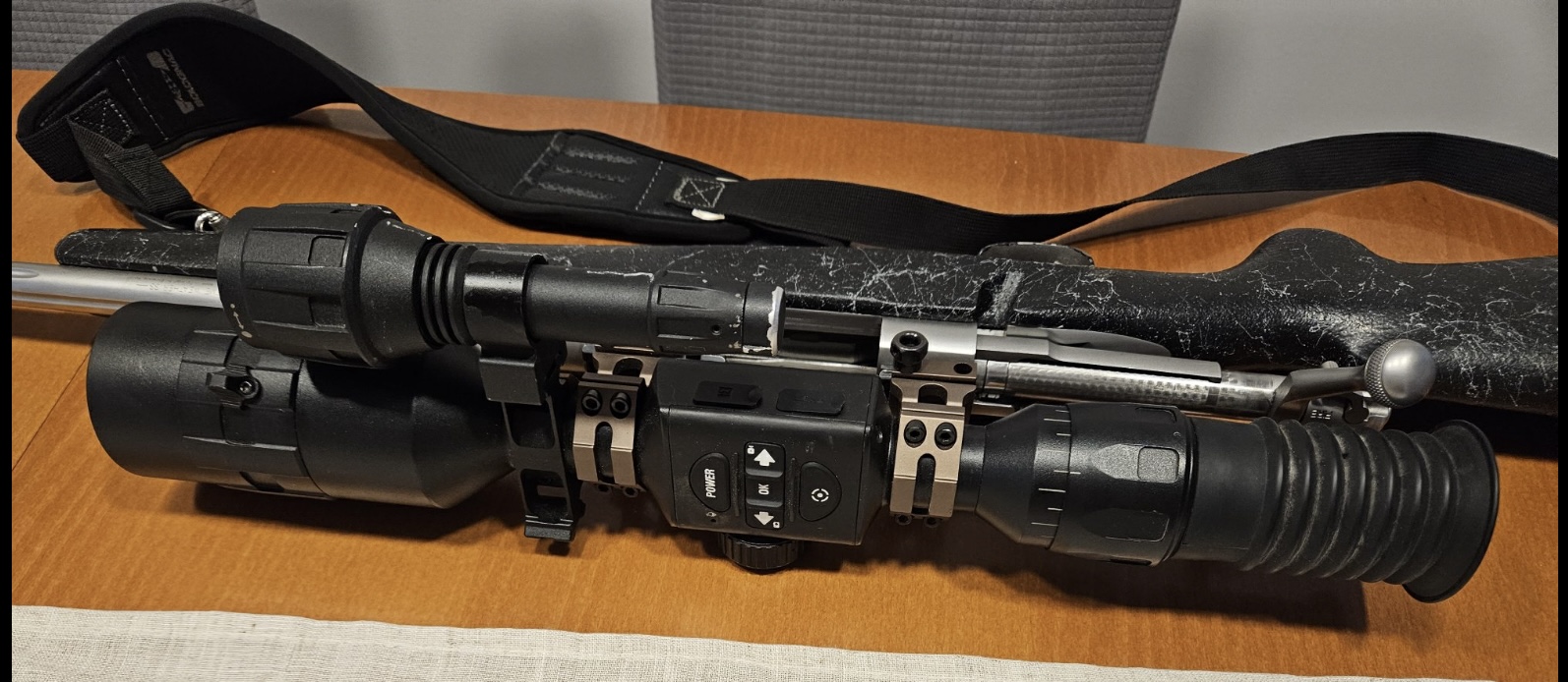 Prodam Winchester 308win z dusilcem in ATN-om