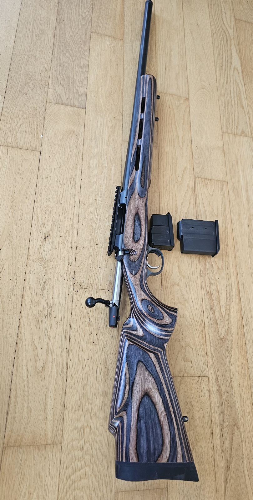 Češka Zbrojovka, model CZ 557 Varmint Laminated
