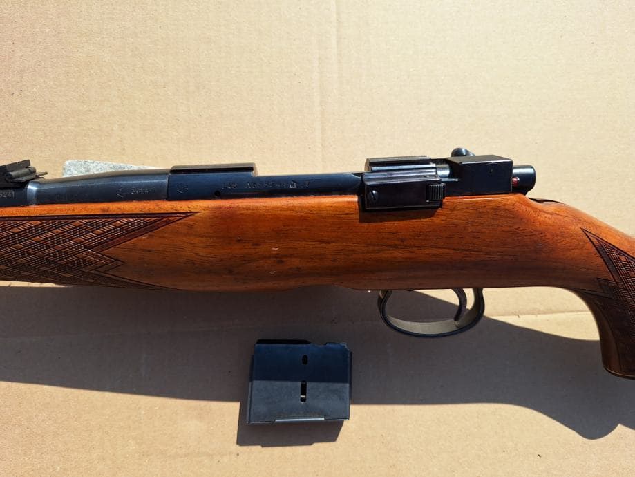 REPETIRNA PUŠKA SAKO MODEL ANSHUTZ v kalibru 222 REMINGHTON