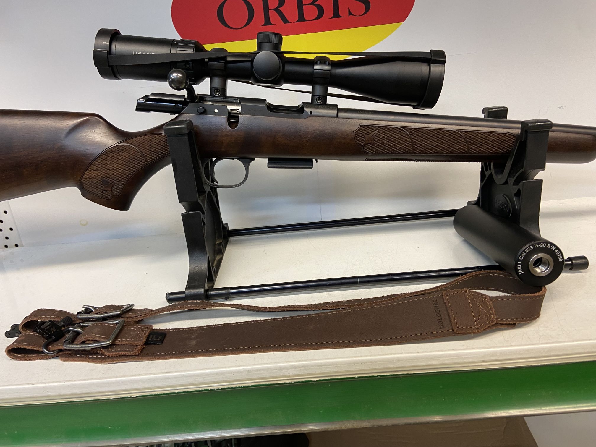 PUŠKA ČZ 457 KAL. 22WMR+JEKLENA MONTAŽA+HAWKE 3-9X40+DUŠILEC JAKI+JERMEN